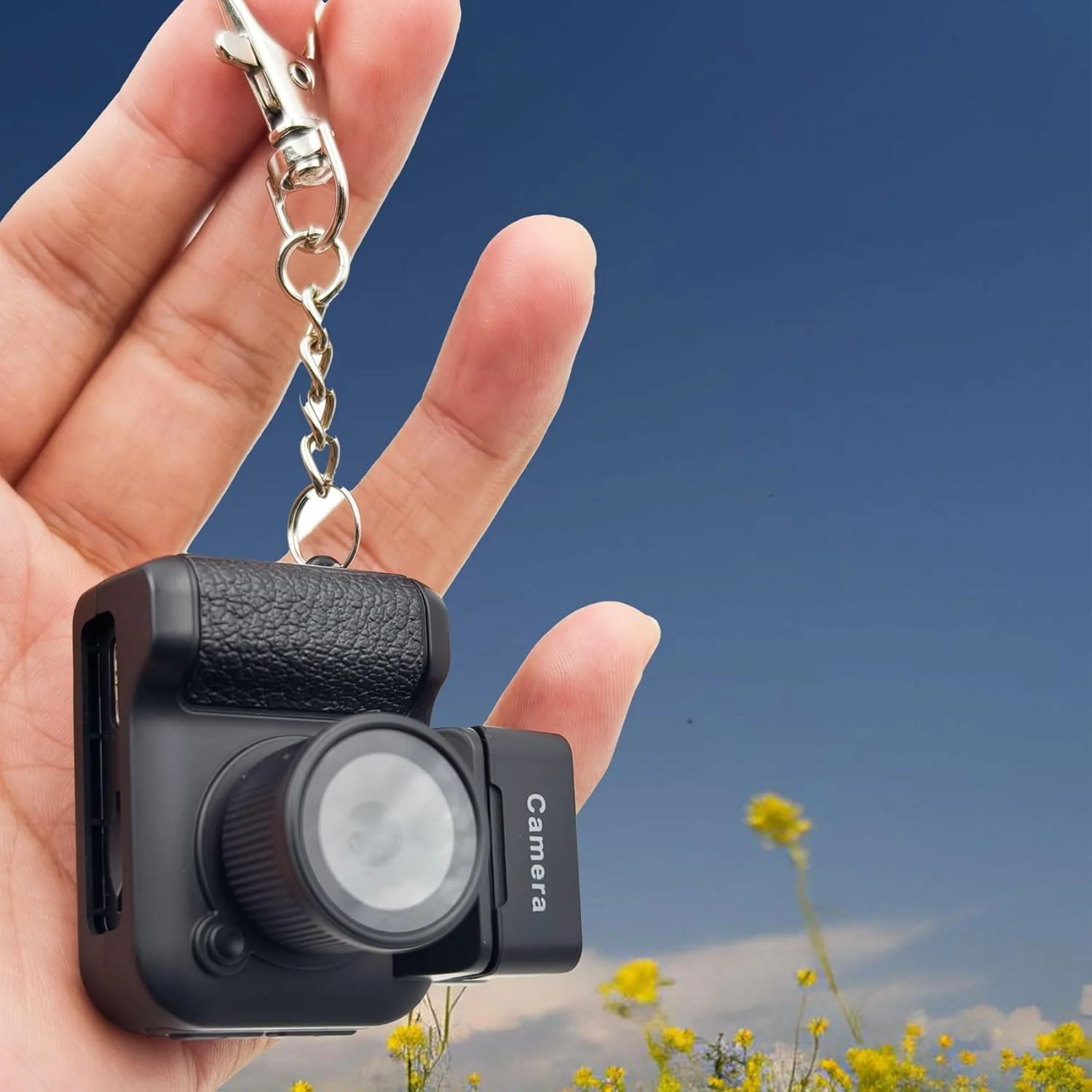 [GOLD] Gen.2 Mini Retro Keychain Camera – Pocket-Sized Fun with Vintage Flair - Image 9