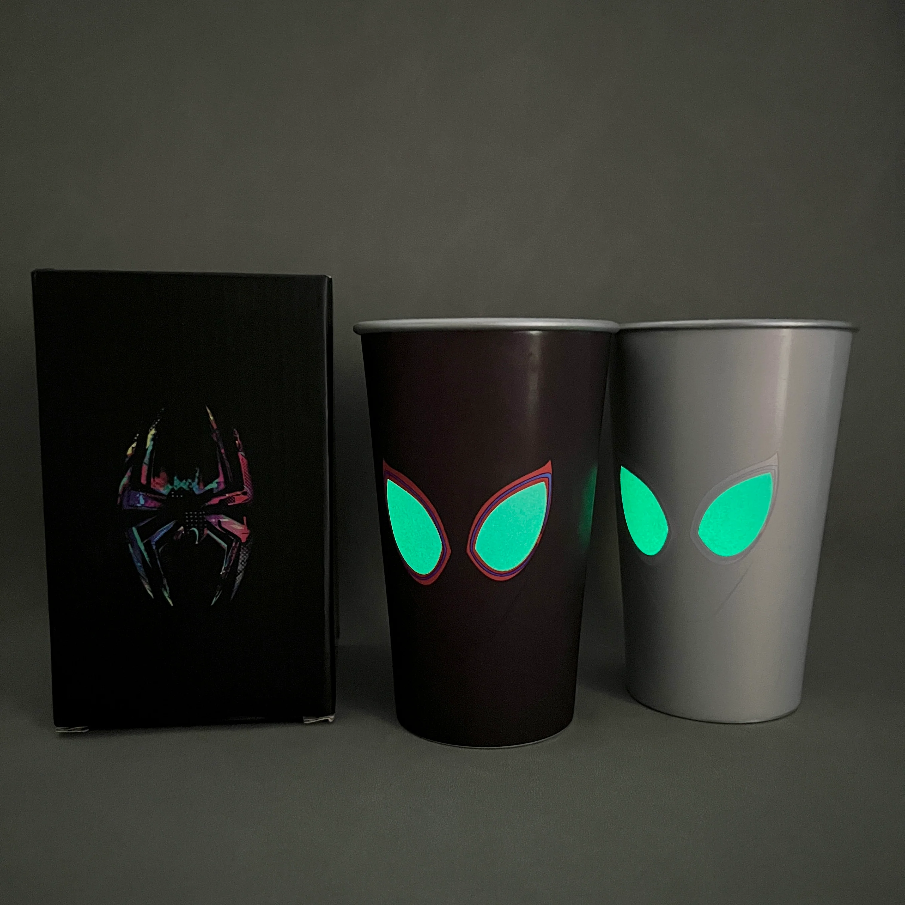[GOLD] GlowSpider Reveal Cup – Color-Changing with Luminous Eyes - Image 2